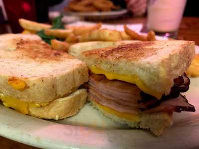 Murphy's Food & Spirits