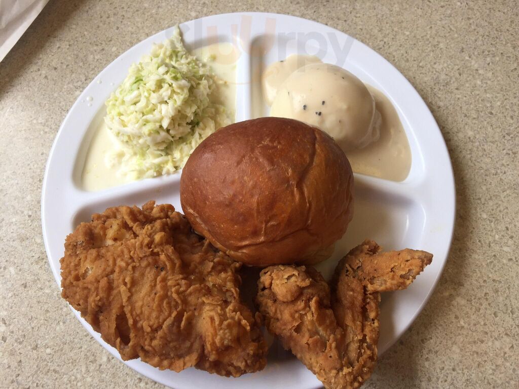 Charlie's Chicken & Bar-b-que