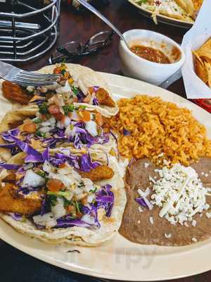 Cuco's Burrito Express