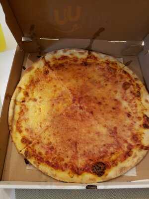 Arcuris Pizza And Salad