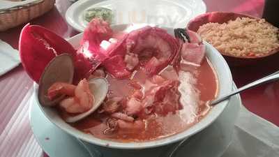 El Salvadoreno Restaurant