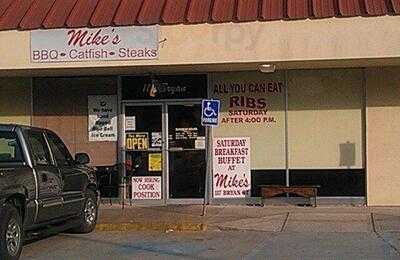 Mike's Bbq, Catfish & Steaks