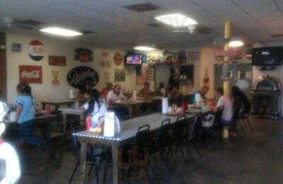 Mike's Bbq, Catfish & Steaks