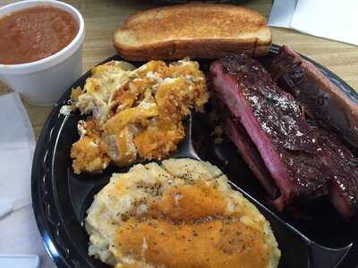 Moore's Whistling Pig Cafe