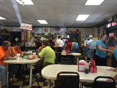 Moore's Whistling Pig Cafe