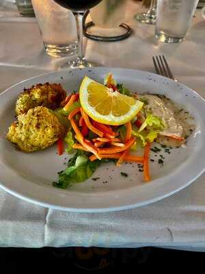 Carriage & Horses Restaurant