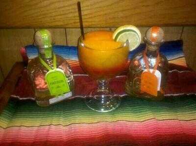 Compadres Mexican Restaurant