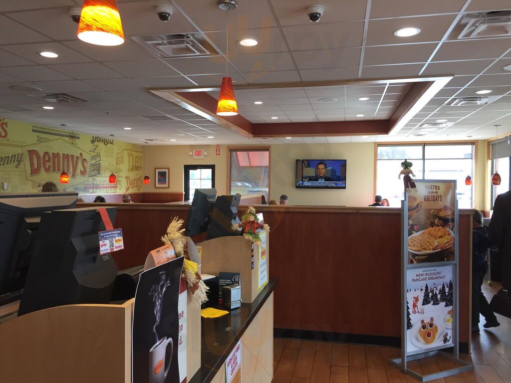 Denny's Of Scottsburg
