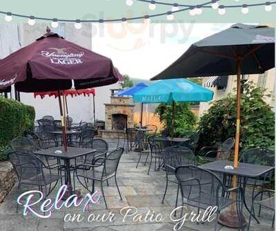 Julia's Old Forge Hotel