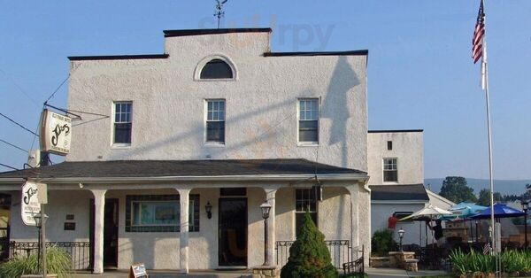 Julia's Old Forge Hotel