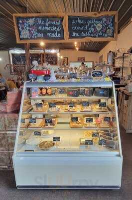 Mr. & Mrs. P's Eatery