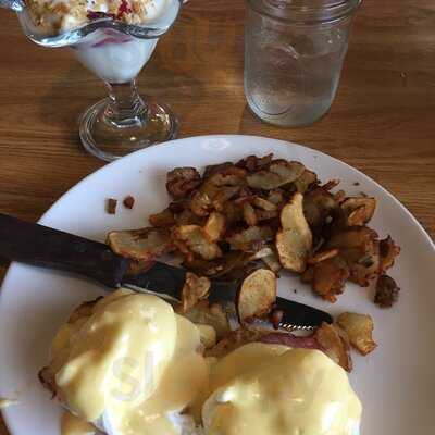 Mr. & Mrs. P's Eatery