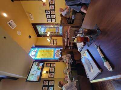 The Holy Grail Food & Spirits