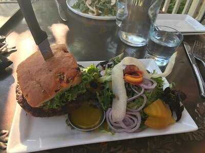 Seeds Bistro And Bar