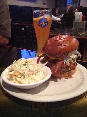 Reifschneider's Grill & Grape