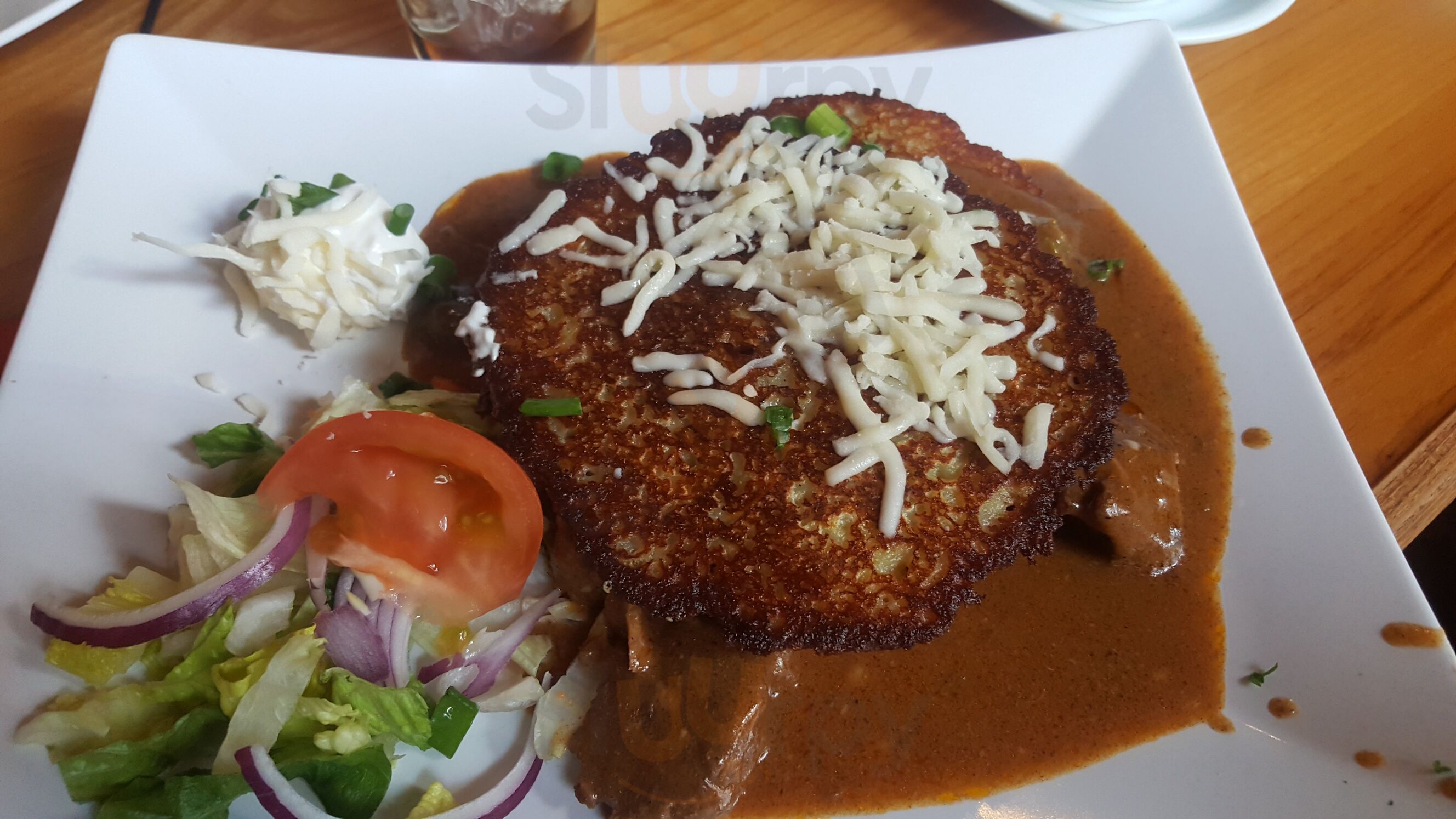 Janosik Banquet & Restaurant