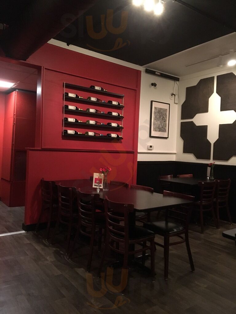 Mamma Lucrezia's Pizzeria And Italian Restaurant