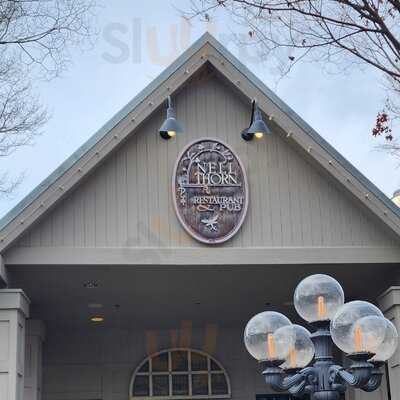 Nell Thorn Waterfront Bistro & Bar