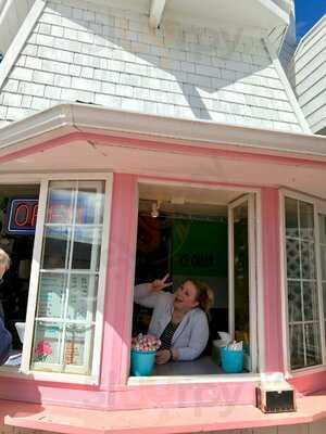 Laconner Ice Cream Tower