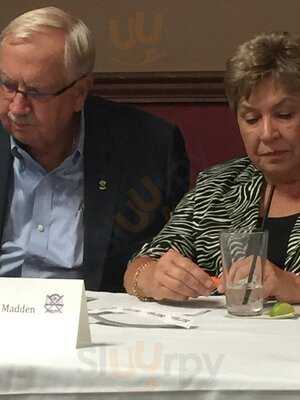 Rack And Helen's Bar And Grill