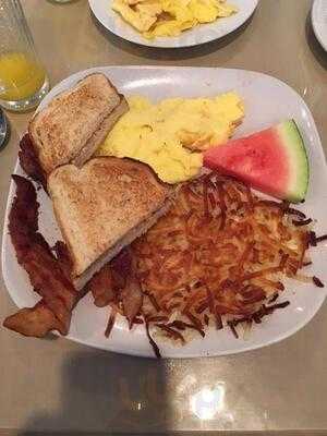 Eggs-traordinary Cafe