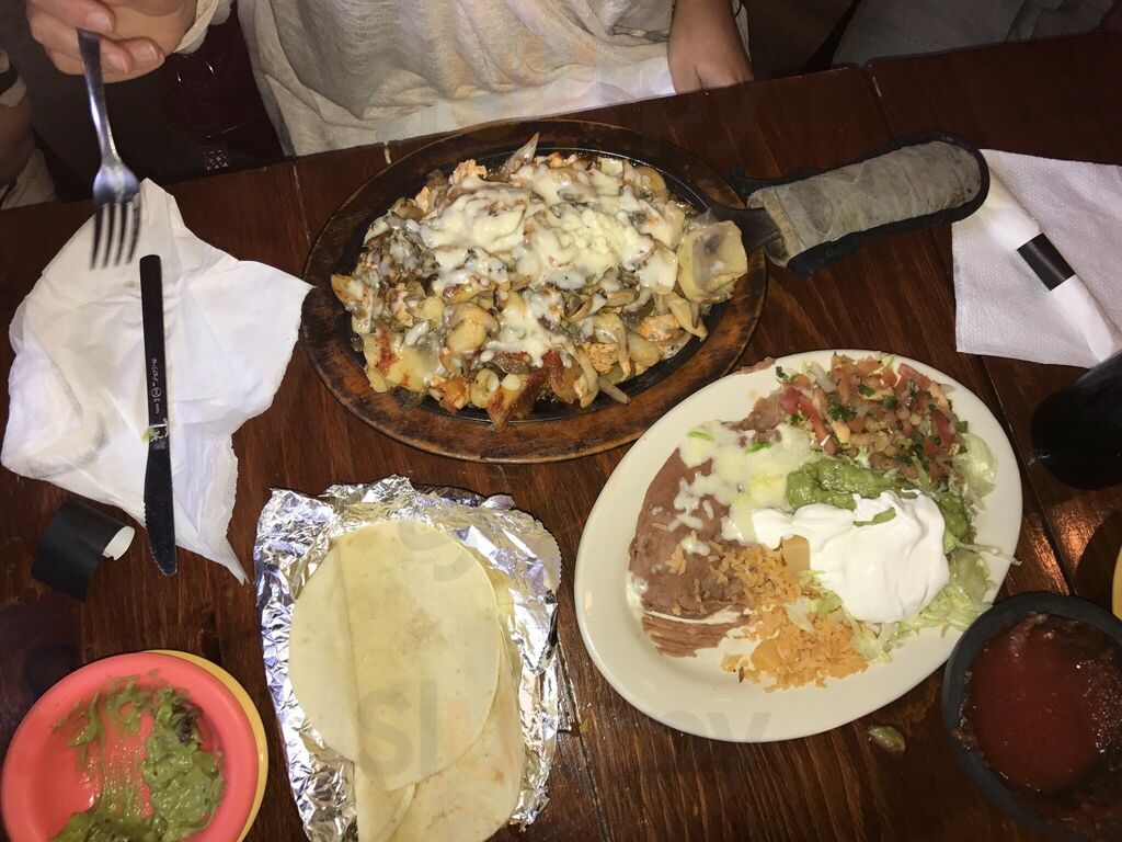 Mi Pueblito 4