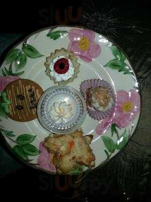 Myrtle's Tea House & Herbery