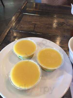 Paradise Grill & Tiki Bar