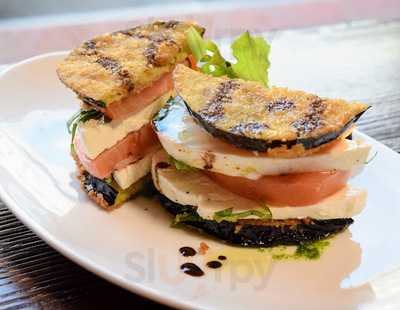 Metro Wine Bar & Bistro