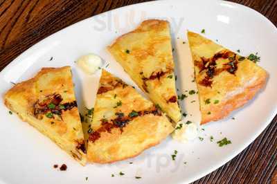 Metro Wine Bar & Bistro