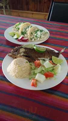 A La Mexicana Mexican Food