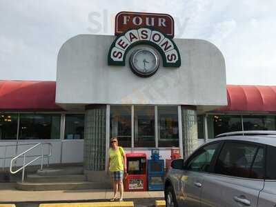 Four Seasons Diner