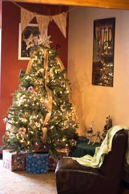 Seasons Coffee & Bistro