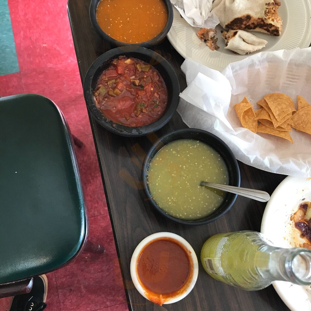 El Azteca Mexican Restaurant