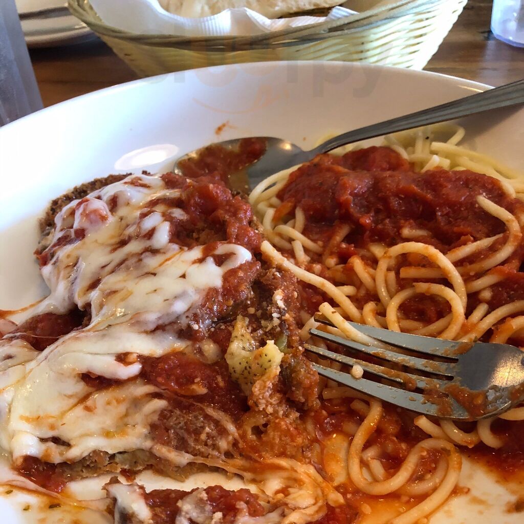 Gio's Italian Restaurant