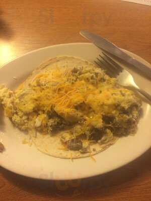 Llano's Hungry Hunter