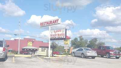 Llano's Hungry Hunter