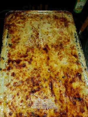 Tina's Pizza Cafe And Restaurant