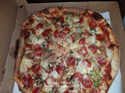 Tina's Pizza Cafe And Restaurant