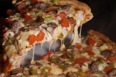 Gonzo's Rock & Roll Pizzeria