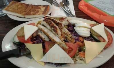 Chris' Family Restaurant