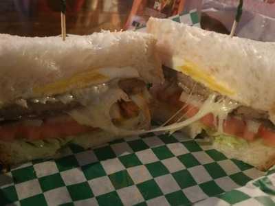 De Pompei's Broadway Gardens