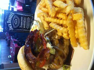 Knuckle Hedz Bar And Grill