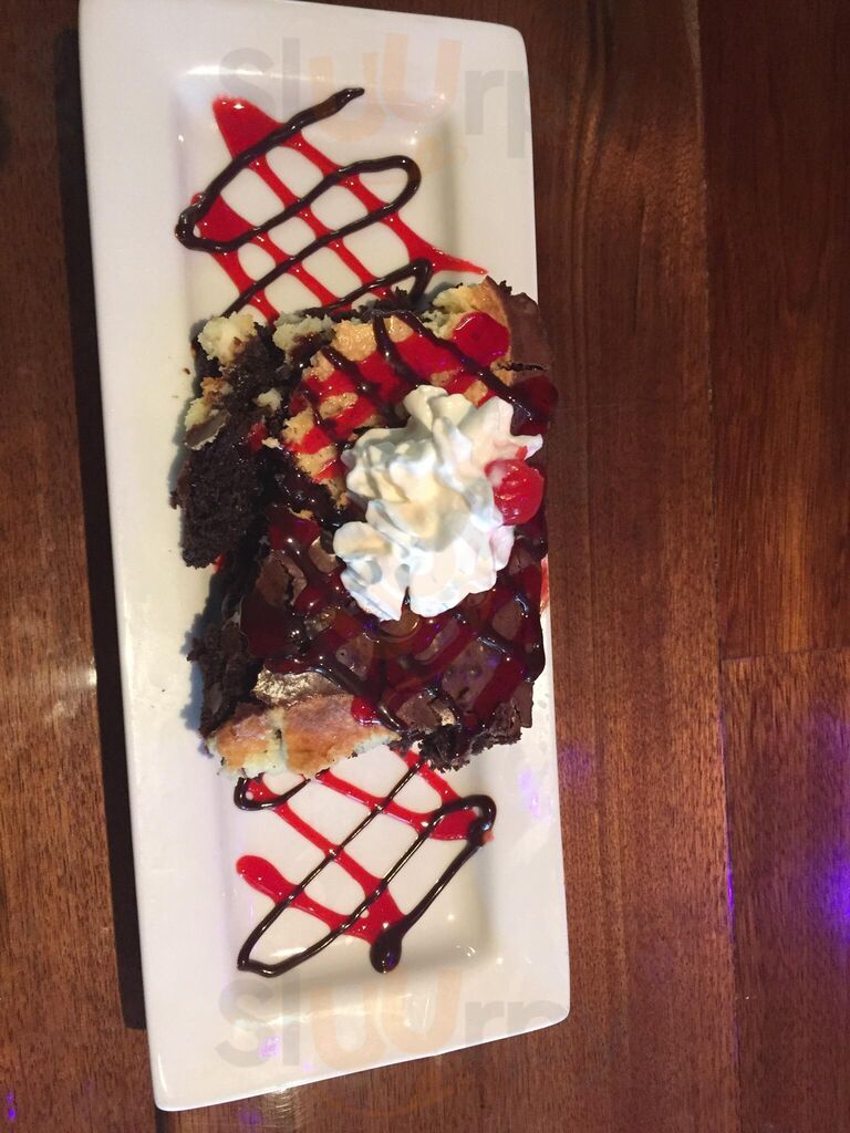 Uncle Lyle's Tavern And Grill