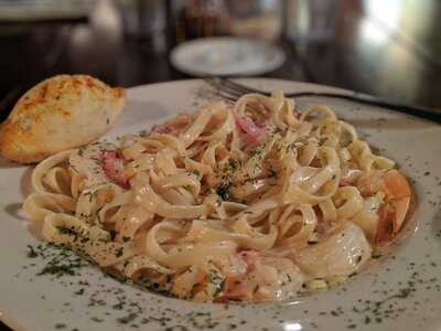 Mr. Gino's Restaurant & Bar