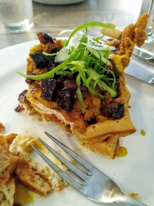 The Fillmore Bar & Grill