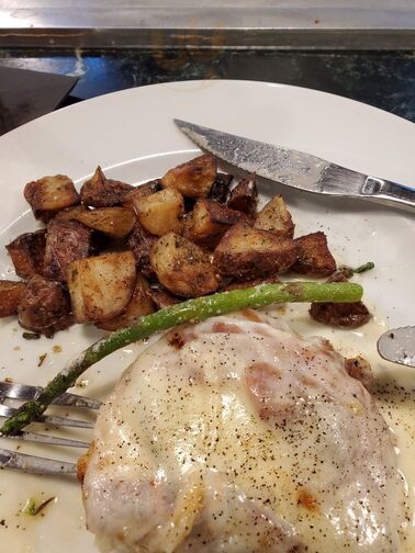 Mcquade's Pub And Grill