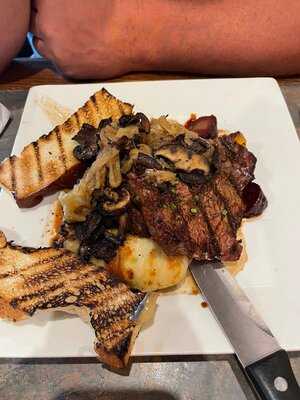 Mcquade's Pub And Grill