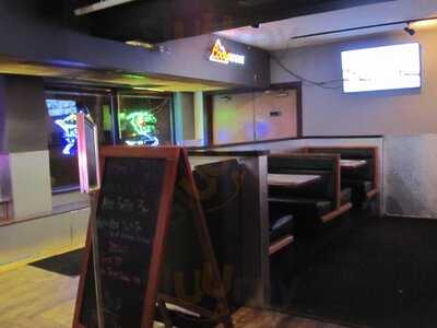 Sidelines Sports Grill Ltd