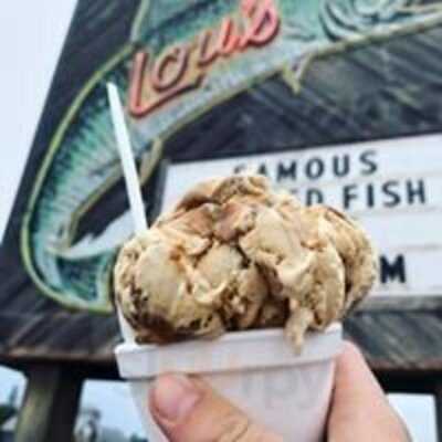 Lou's Fish House